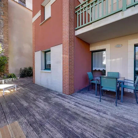 Jammes Soleil : 5 Personnes, Terrasse, Parking, Proche Appartement Arcachon