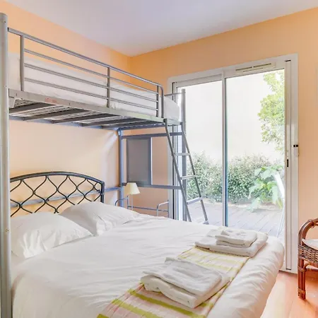 아파트 Jammes : 5 Personnes, Terrasse, Parking, Proche Plage